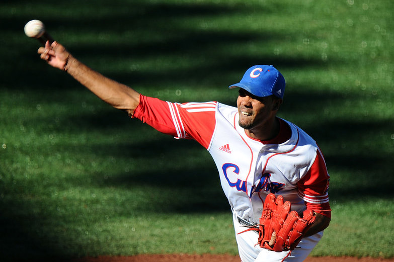 BASEBALL CUBAN PITCHER Miguel Alfredo Gonzalez agrees with the