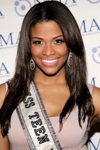 Miss Teen Universe Kamie Crawford