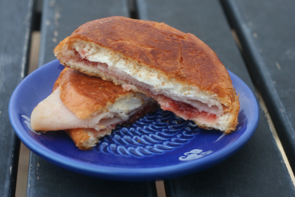 ORIGIN OF CUBAN Sandwich ‘Elena Ruz’. + ORIGEN del Sandwich Cubano ‘Elena Ruz’. The History