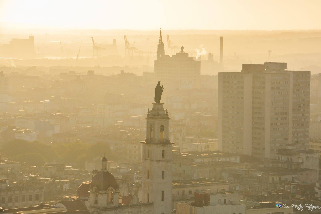 CUBA HOY/TODAY: Atardecer en la Habana. 