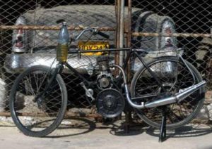 riquimbilis_cuban_motorcyle