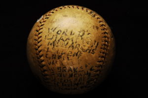 KC Monarchs ball Mendez b 443 85