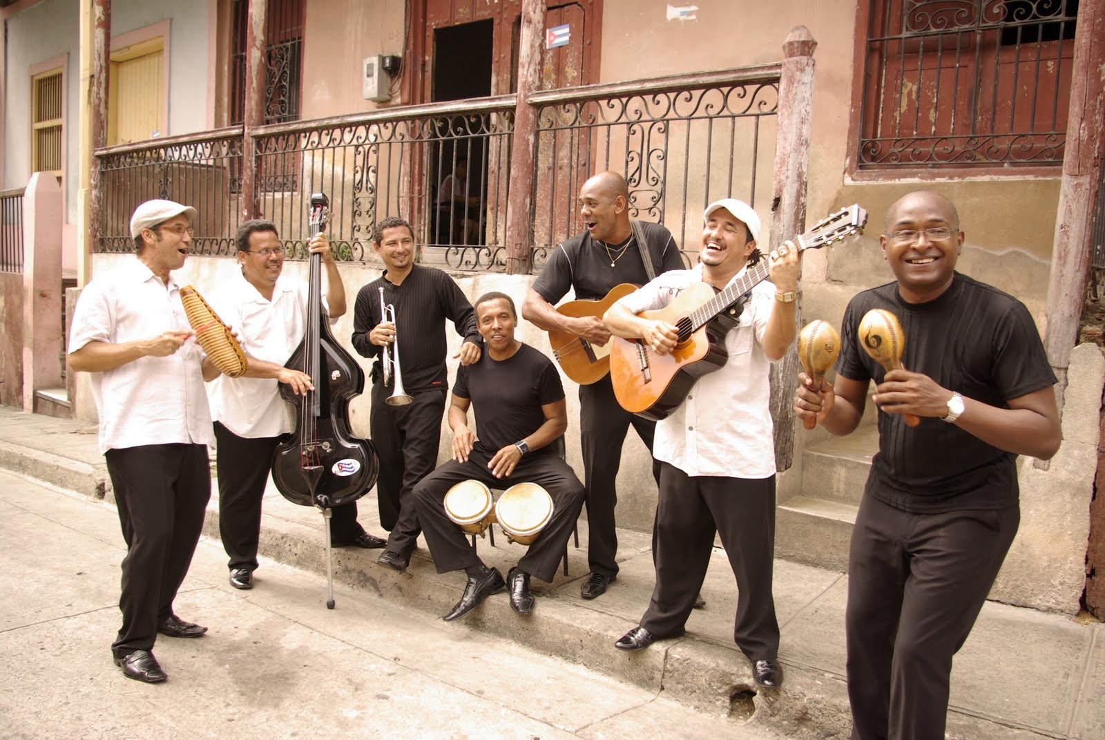 + LA MÚSICA CUBANA: Vertiente del "Son" Cubano. 