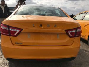 ladas-rusos-cuba-01