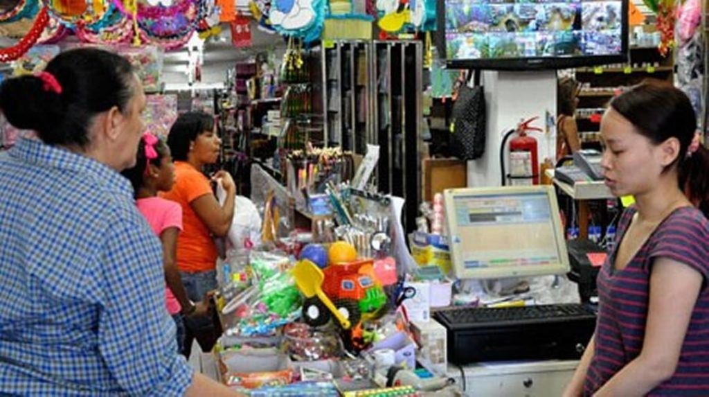 MIAMI CHINESE Traders Major Merchandise Suppliers to Cuba. LOS