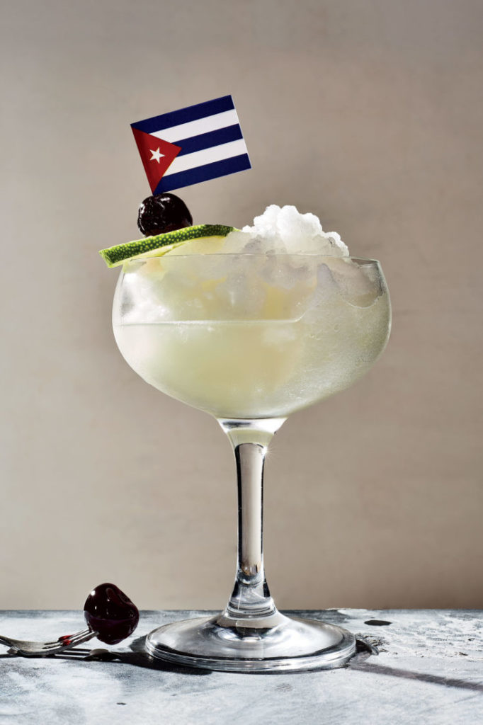 GG0218_drinks_01-733x1100