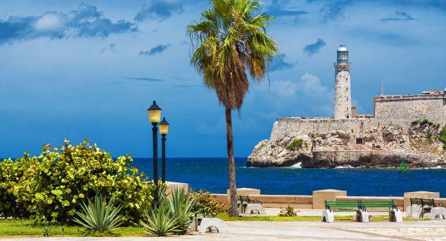 castillo-de-los-tres-reyes-del-morro-havana-cuba_main