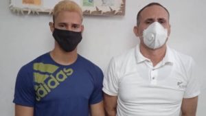 El hijo de Ferrer pudo tener contacto con el líder de la Unión Patriótica de Cuba este viernes y "bajo custodia" de los guardias del penal.