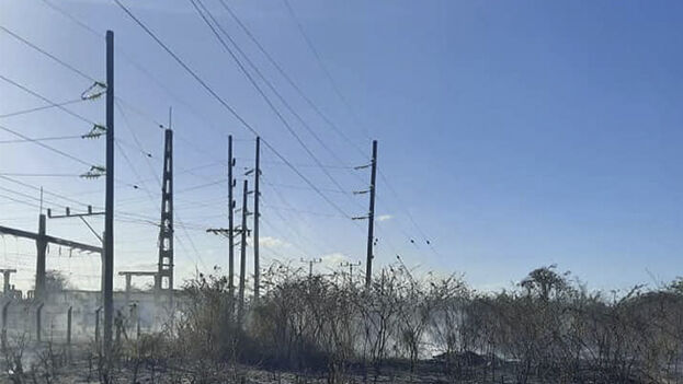 Los incendios han dañado la infraestructura de transmisión en la provincia de Ciego de Ávila. (Empresa Eléctrica)